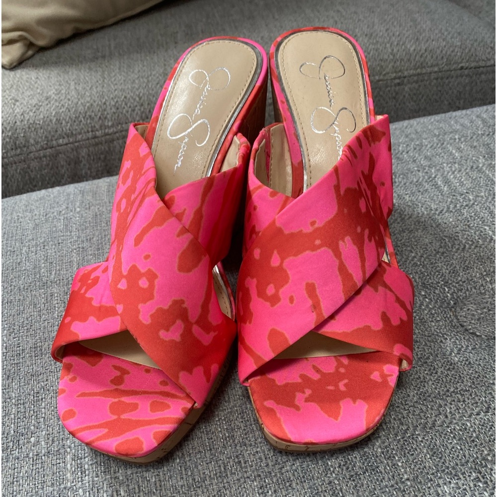 ⭐️Brand New⭐️ Beautiful Pink 🌸 wedges